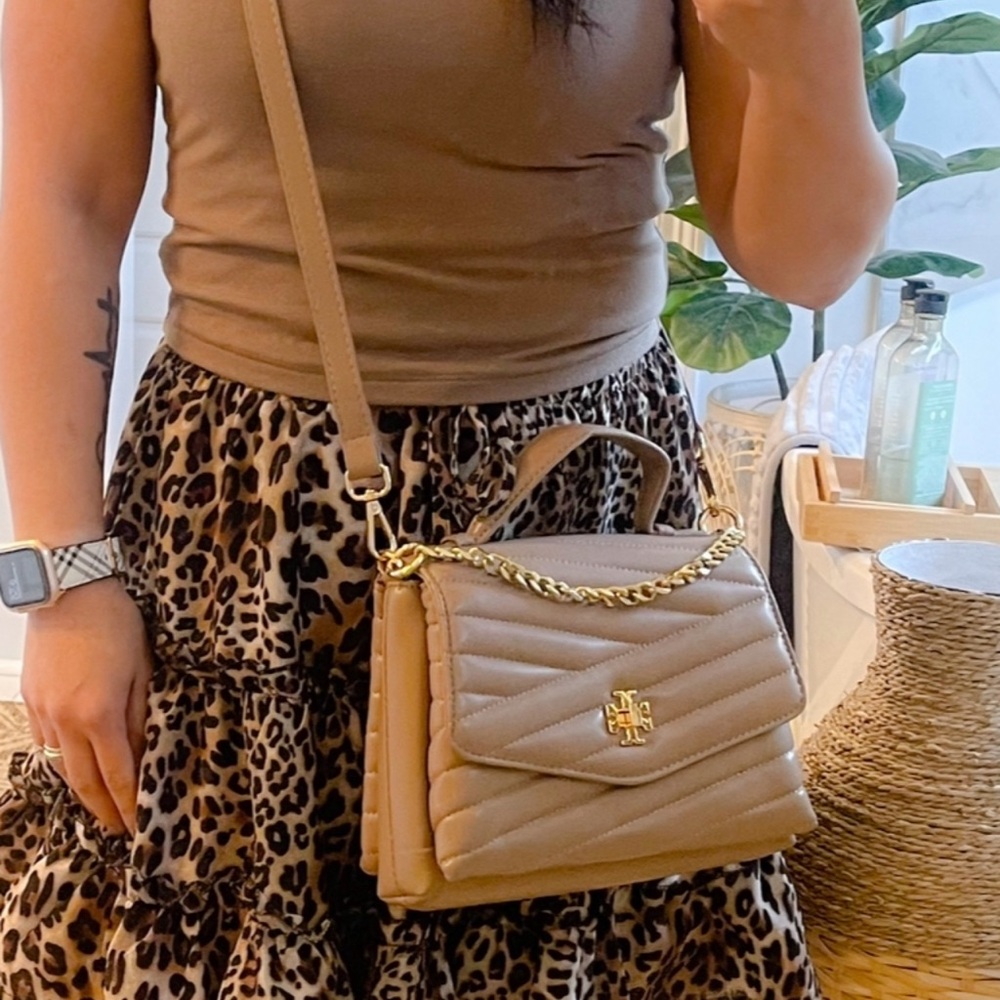 Tan shoulder bag gently used